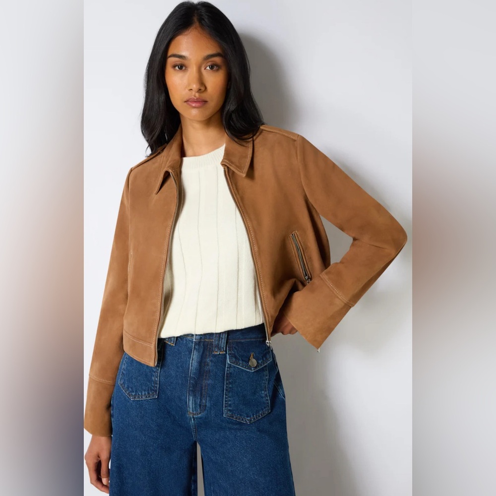 Tan Tailored Blazer with Notched Lapel and Cropped Style